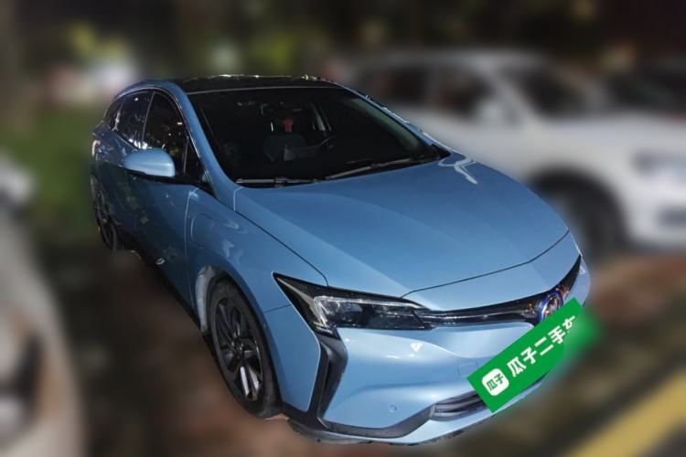 Used Buick Velite 6 2019 Connected & Smart Front Right 45 Deg