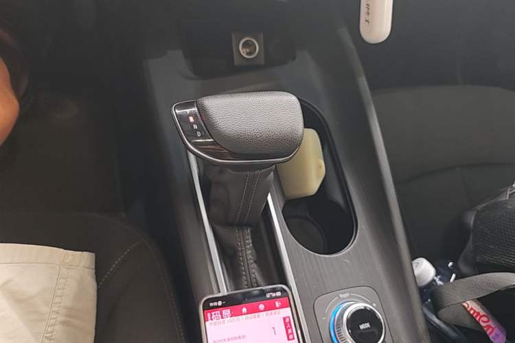 Used Buick Velite 6 2019 Connected Fashion Model Gear Lever