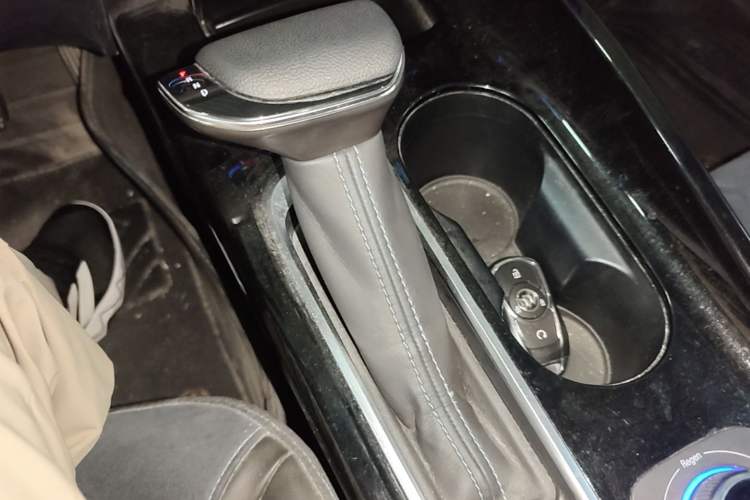 Used Buick Velite 6 2019 Connected & Smart Edition Gear Lever