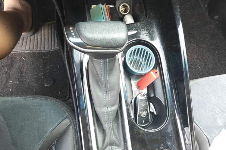 Used Buick Velite 6 2019 Connected & Smart Edition Gear Lever