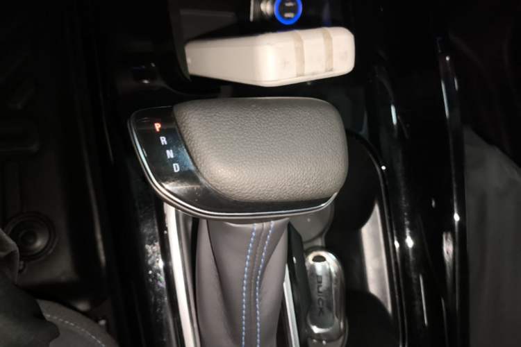 Used Buick Velite 6 2019 Connected & Smart Edition Gear Lever