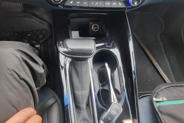 Used Buick Velite 6 2019 Connected & Smart Gear Lever