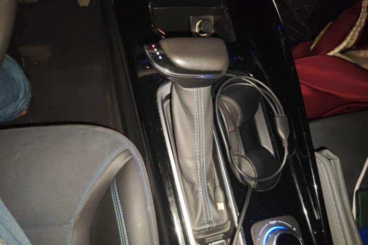 Used Buick Velite 6 2019 Connected & Smart Gear Lever