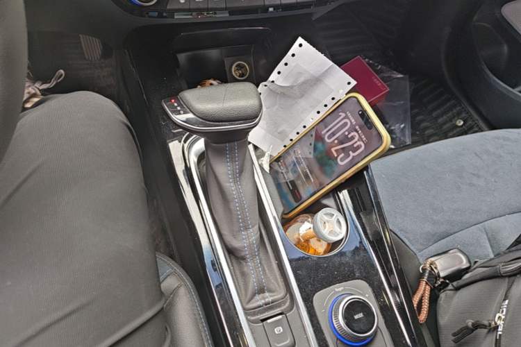 Used Buick Velite 6 2019 Connected & Smart Edition Gear Lever