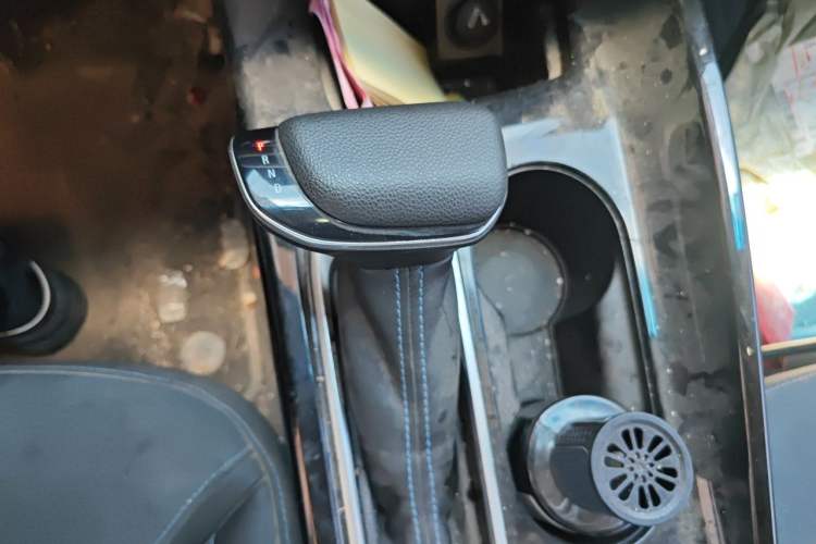 Used Buick Velite 6 2019 Connected & Smart Edition Gear Lever