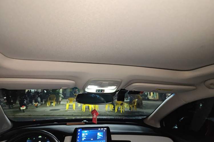 Used Buick Velite 6 2019 Connected & Smart Headliner