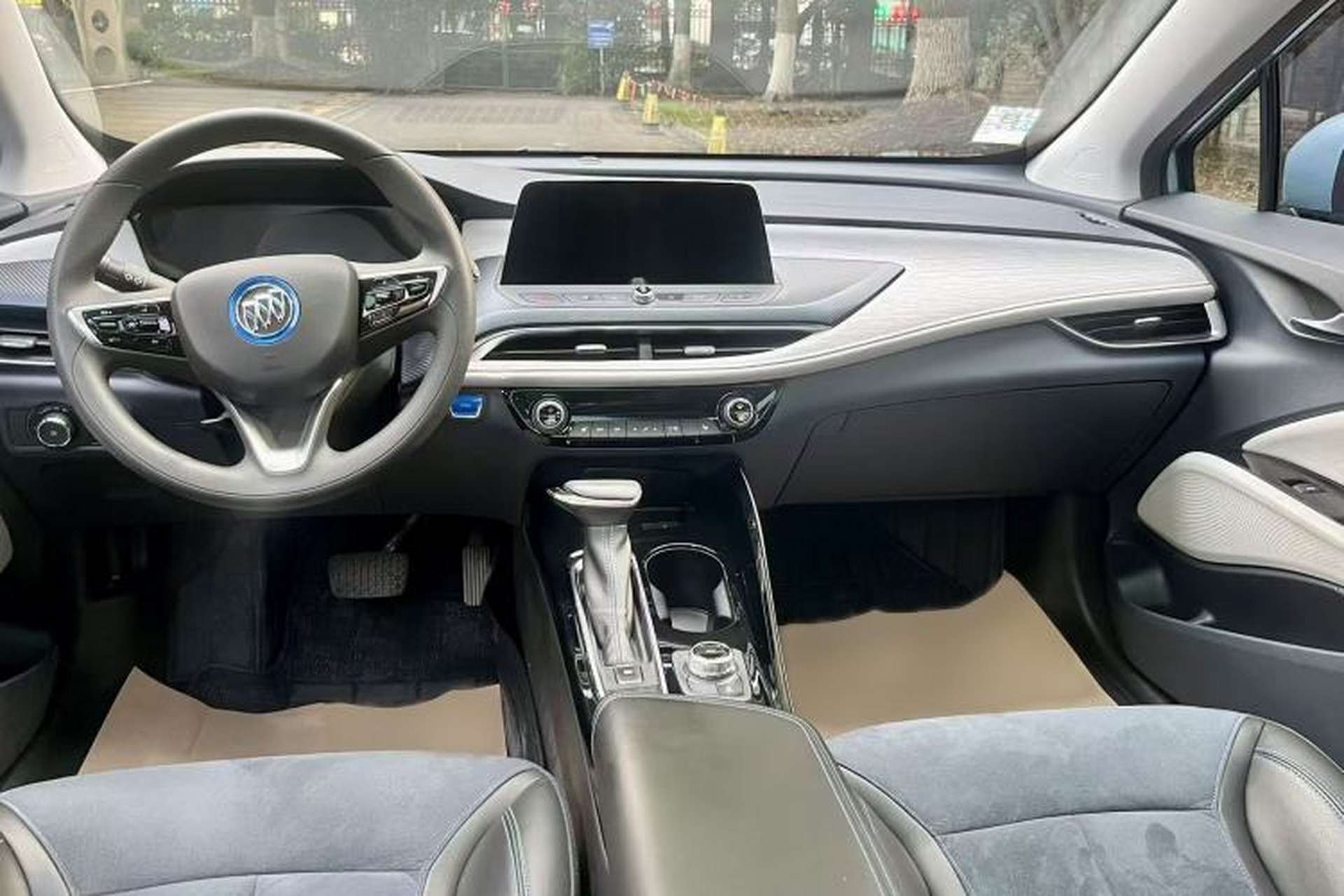 Used Buick Velite 6 2019 Connected & Smart Interior 1