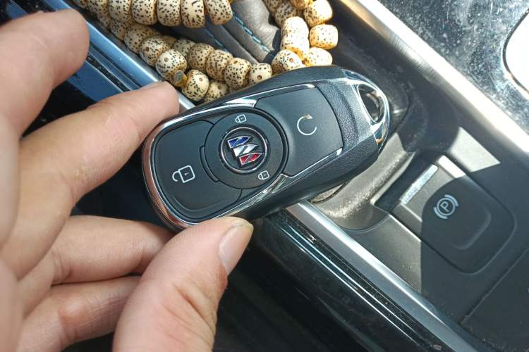 Used Buick Velite 6 2019 Connected & Smart Edition Interior 1