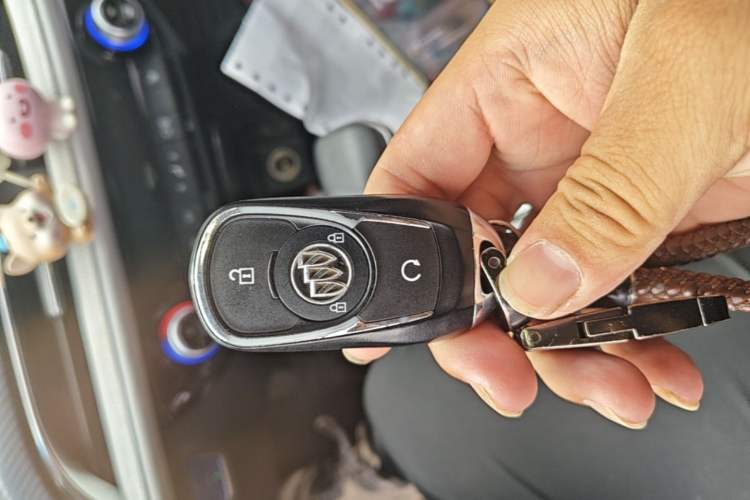 Used Buick Velite 6 2019 Connected & Smart Edition Interior 1
