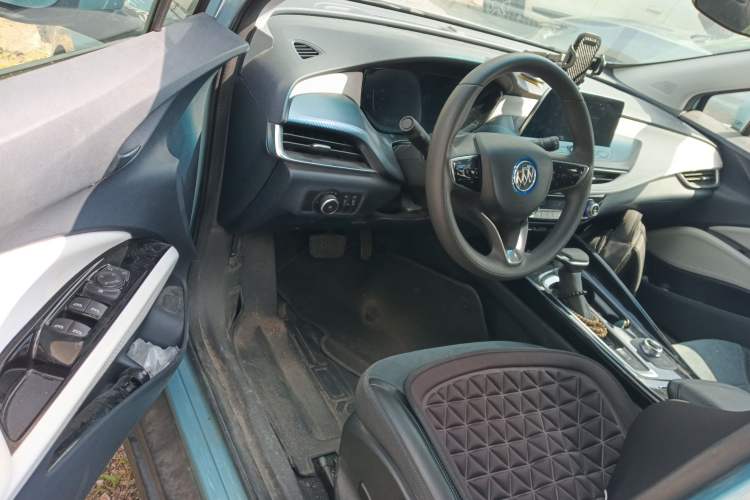 Used Buick Velite 6 2019 Connected & Smart Edition Interior 3