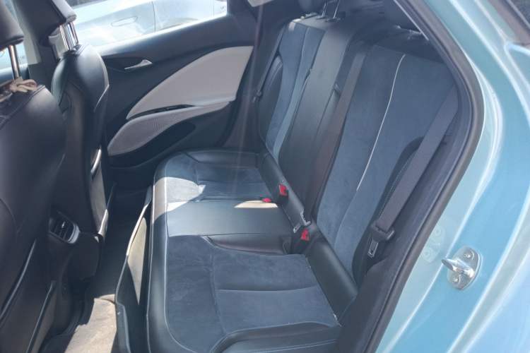 Used Buick Velite 6 2019 Connected & Smart Edition Interior 4