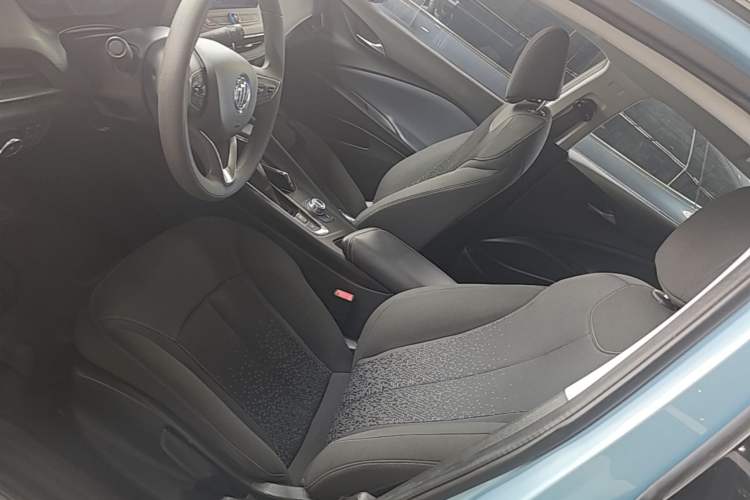 Used Buick Velite 6 2019 Connected Fashion Model Left Front Seat