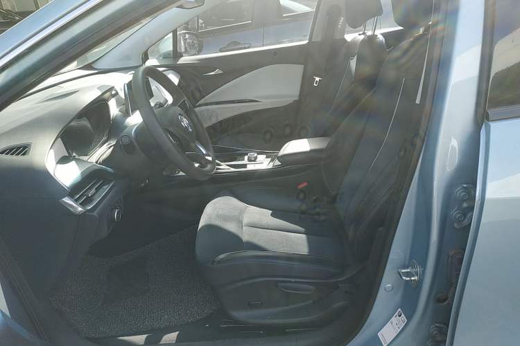 Used Buick Velite 6 2019 Connected & Smart Edition Left Front Seat
