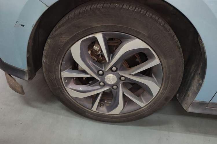 Used Buick Velite 6 2019 Connected & Smart Edition Left Front Wheel Hub