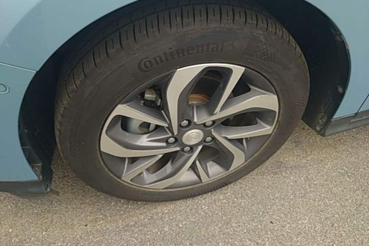 Used Buick Velite 6 2019 Connected & Smart Left Front Wheel Hub