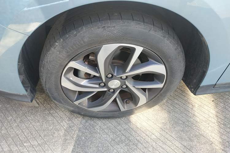 Used Buick Velite 6 2019 Connected & Smart Edition Left Front Wheel Hub