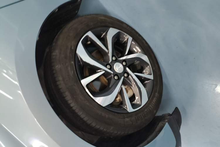 Used Buick Velite 6 2019 Connected & Smart Edition Left Front Wheel Hub
