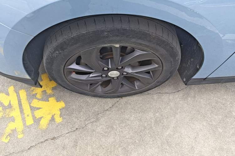 Used Buick Velite 6 2019 Connected & Smart Edition Left Front Wheel Hub