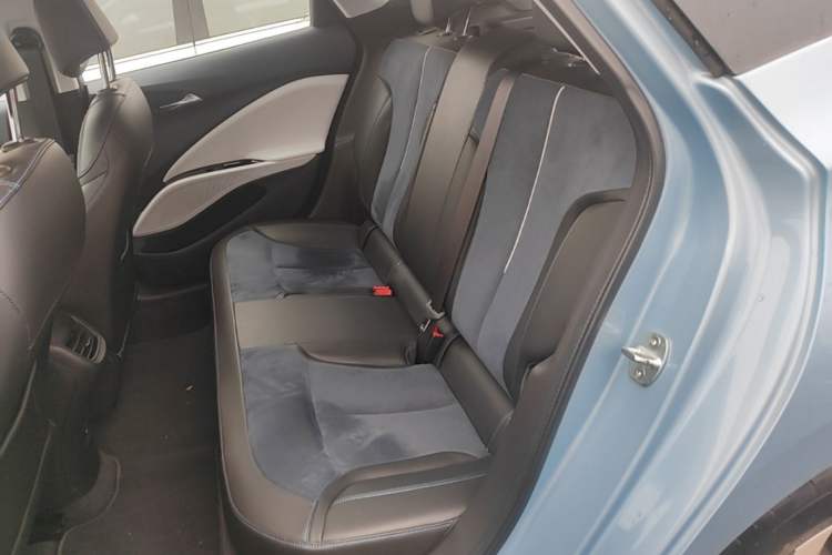 Used Buick Velite 6 2019 Connected & Smart Left Rear Seat