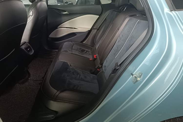 Used Buick Velite 6 2019 Connected & Smart Edition Left Rear Seat