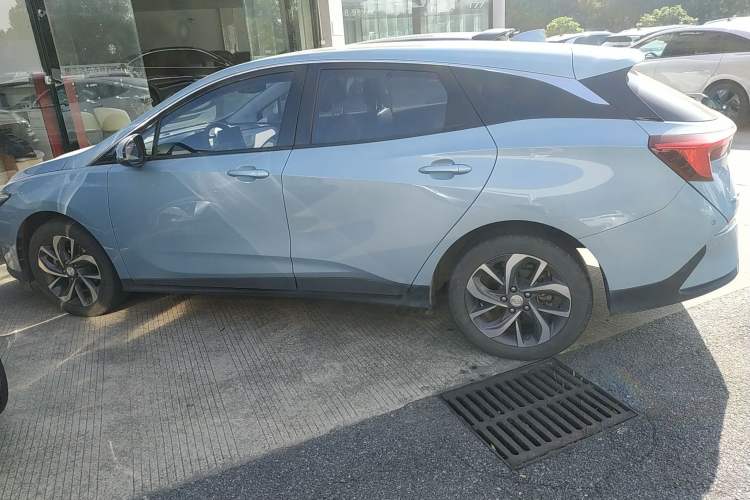 Used Buick Velite 6 2019 Connected & Smart Edition Left Side