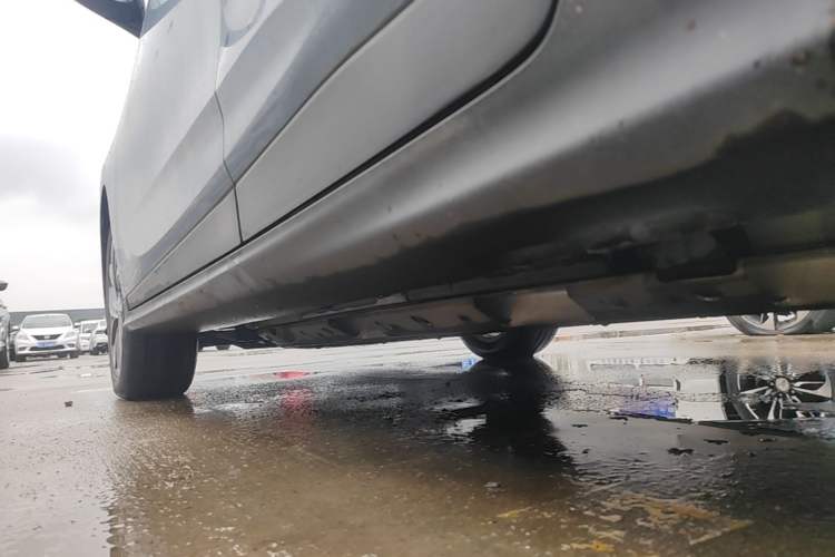 Used Buick Velite 6 2019 Connected & Smart Left Side Sill