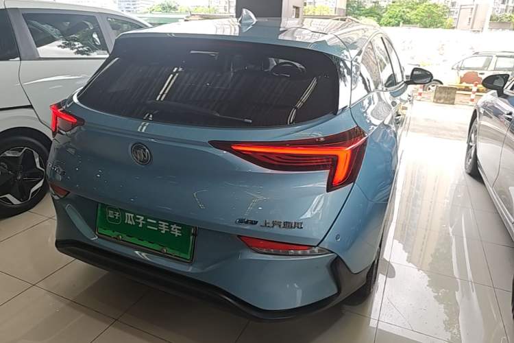 Used Buick Velite 6 2019 Connected Fashion Model Rear Right 45 Deg