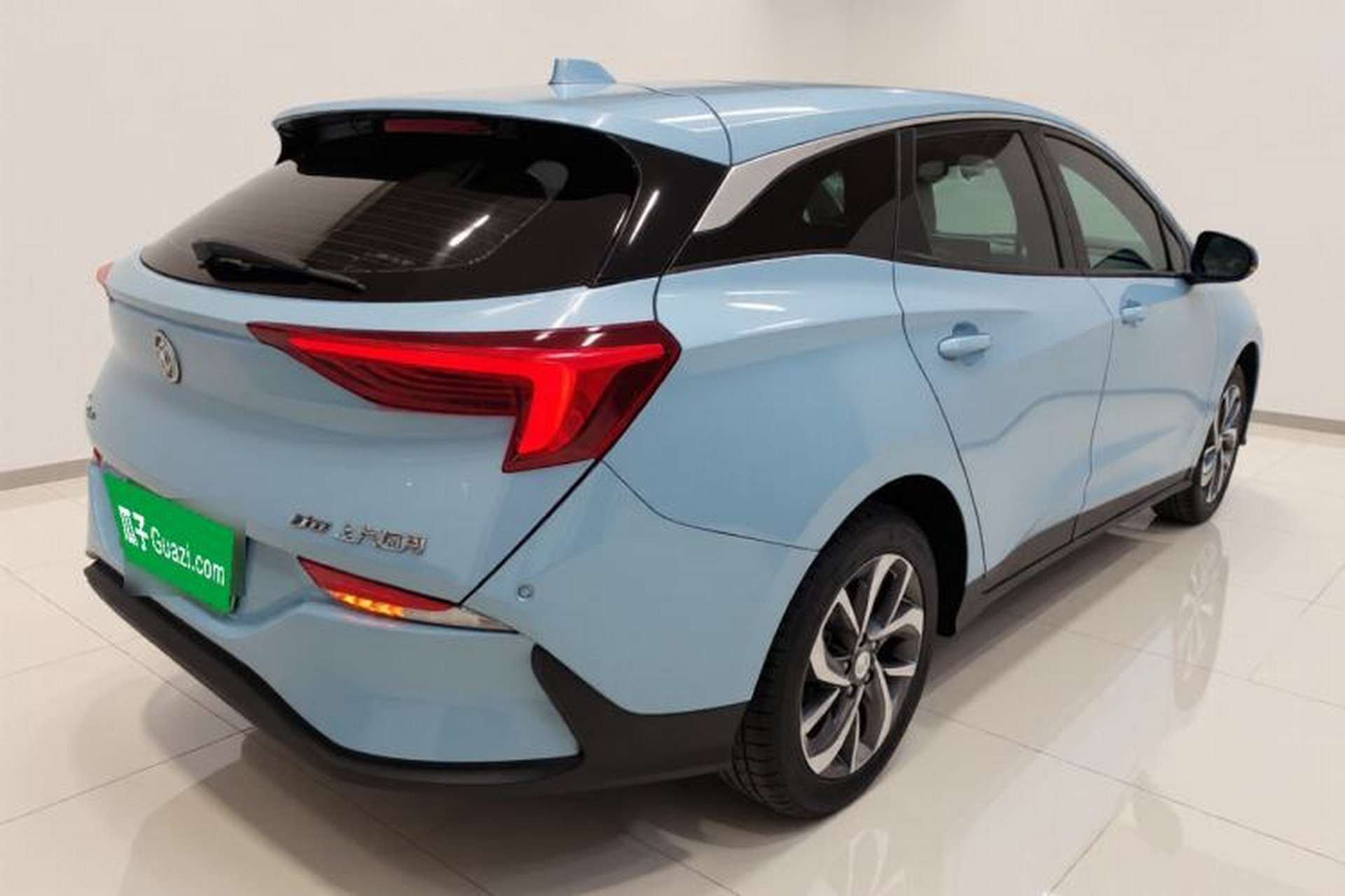 Used Buick Velite 6 2019 Connected & Smart Edition Rear Right 45 Deg