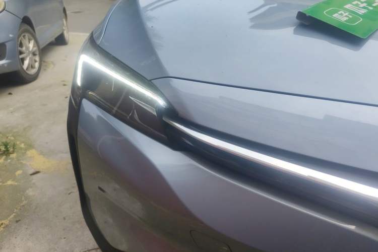 Used Buick Velite 6 2019 Connected & Smart Edition Right Front Headlight