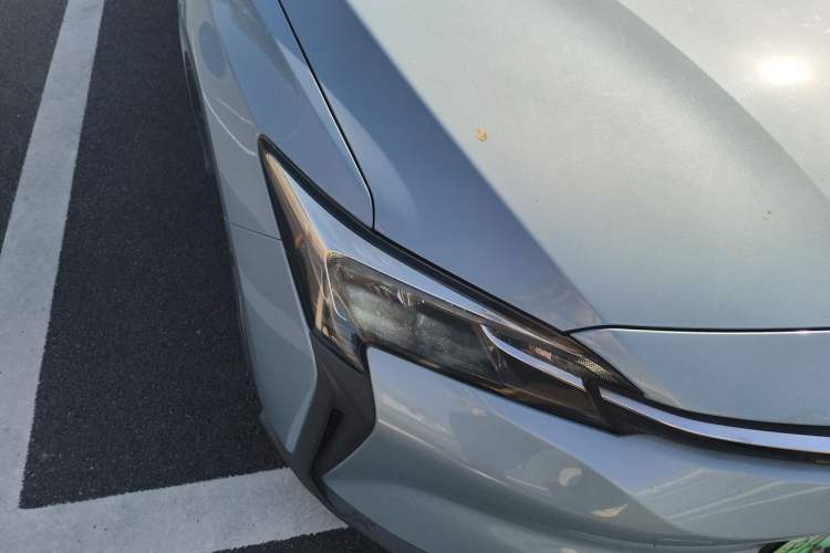 Used Buick Velite 6 2019 Connected & Smart Edition Right Front Headlight