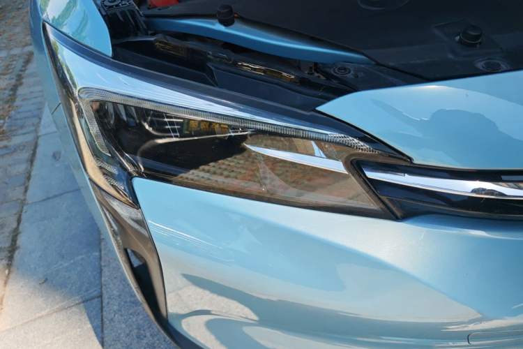 Used Buick Velite 6 2019 Connected & Smart Edition Right Front Headlight