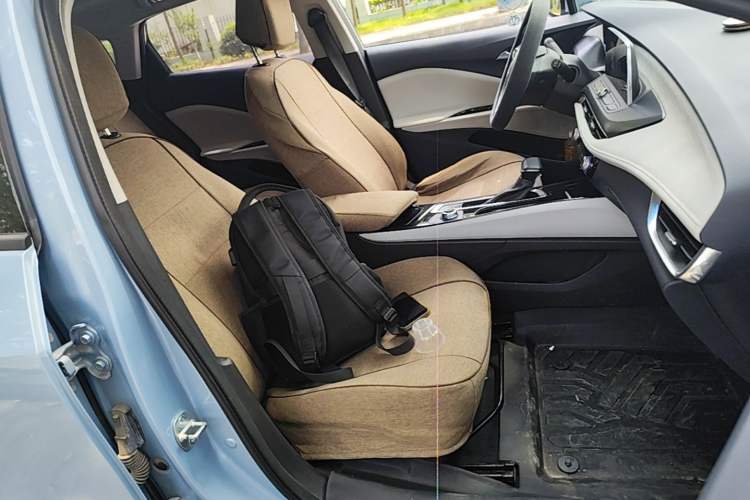 Used Buick Velite 6 2019 Connected & Smart Edition Right Front Seat