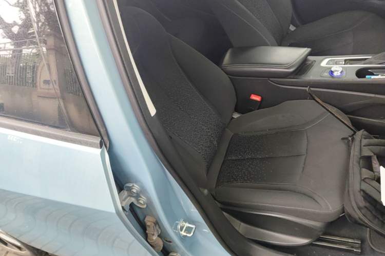 Used Buick Velite 6 2019 Connected Fashion Model Right Front Seat