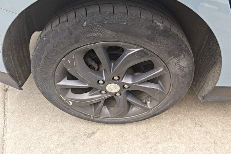 Used Buick Velite 6 2019 Connected & Smart Edition Right Rear Wheel Hub