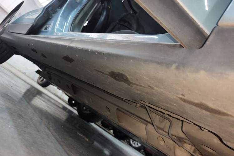 Used Buick Velite 6 2019 Connected & Smart Edition Right Side Sill