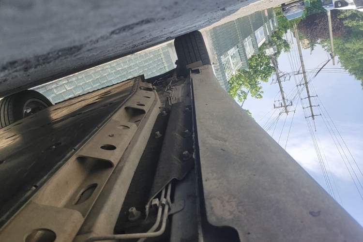 Used Buick Velite 6 2019 Connected Fashion Model Right Side Sill