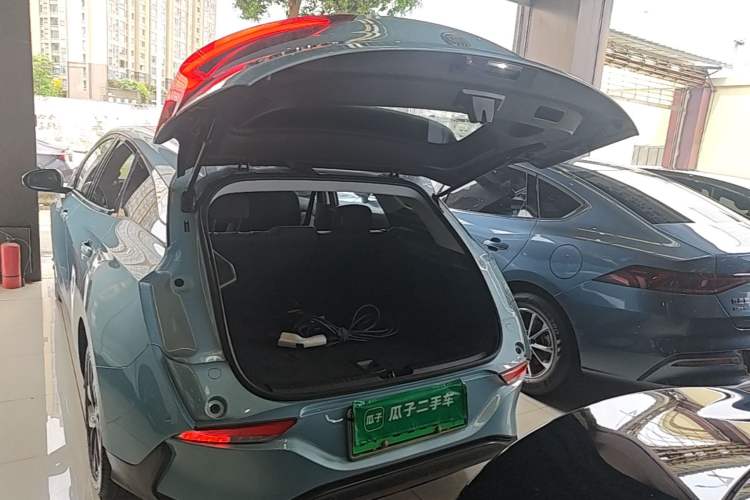 Used Buick Velite 6 2019 Connected Fashion Model Trunk