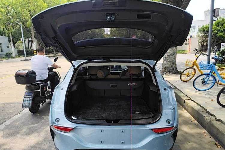 Used Buick Velite 6 2019 Connected & Smart Edition Trunk