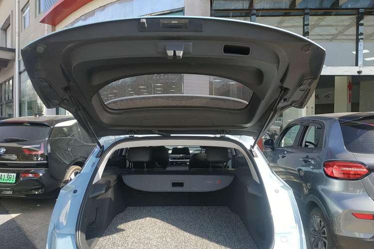 Used Buick Velite 6 2019 Connected & Smart Edition Trunk