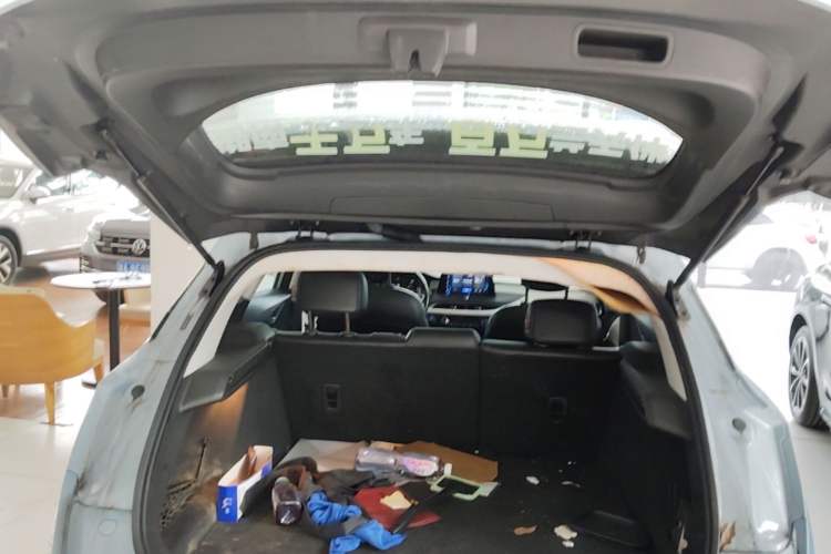Used Buick Velite 6 2019 Connected & Smart Trunk