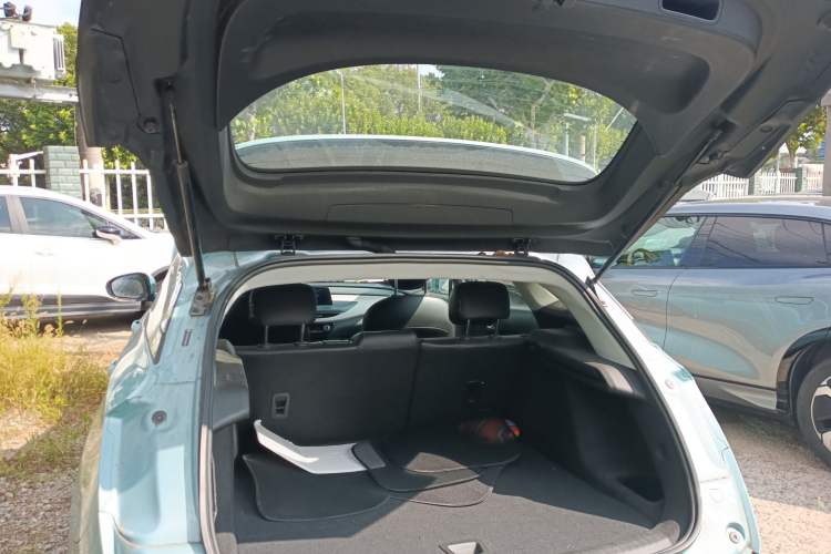 Used Buick Velite 6 2019 Connected & Smart Edition Trunk