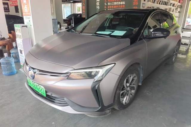 Used Buick Velite 6 2019 Connected Fashion Model
