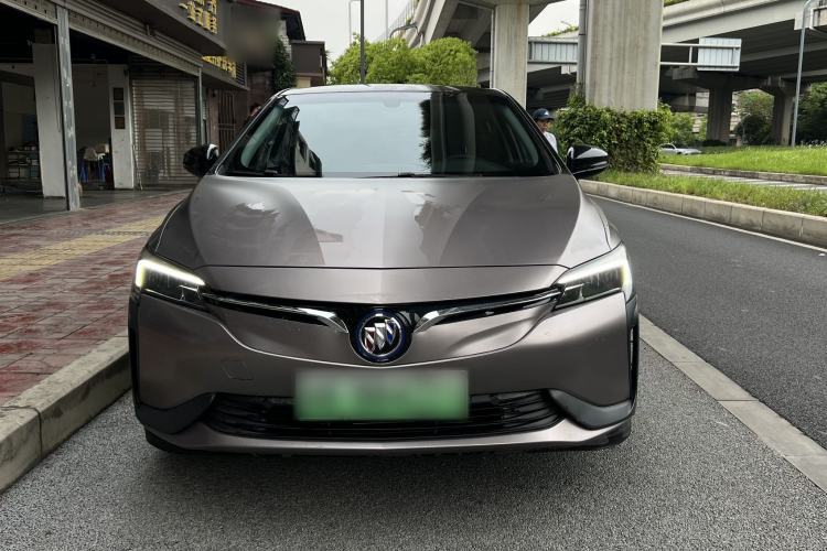 Used Buick Velite 6 2019 Connected Fashion Model Exterior 13