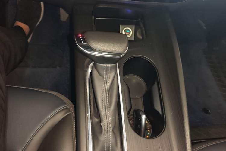 Used Buick Velite 6 2019 Connected Fashion Model Gear Lever
