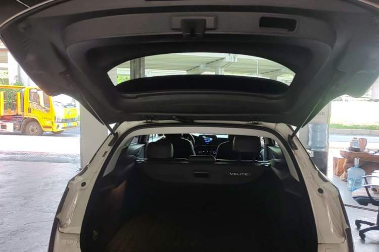 Used Buick Velite 6 2019 Connected Fashion Model Trunk