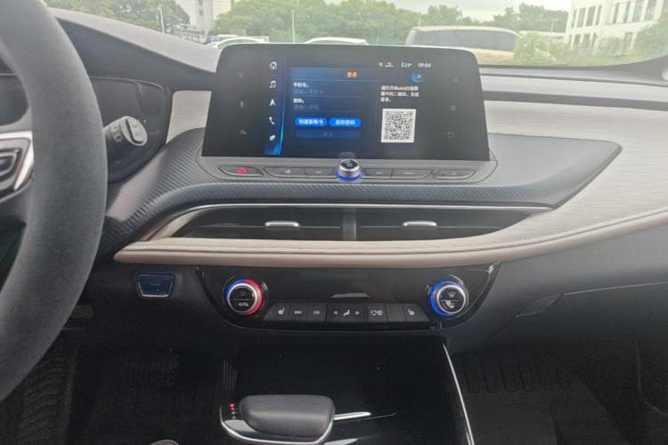 Used Buick Velite 6 2019 Connected & Smart Edition Audio And AC Panel