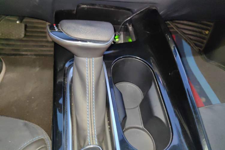Used Buick Velite 6 2019 Connected & Smart Edition Gear Lever