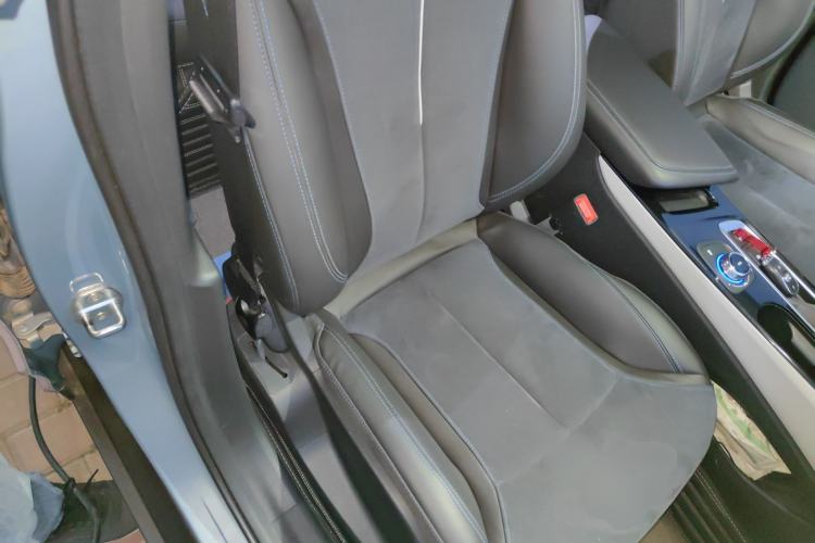 Used Buick Velite 6 2019 Connected & Smart Edition Right Front Seat