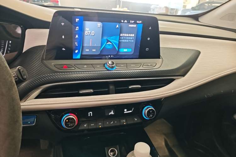 Used Buick Velite 6 2019 Connected & Smart Edition Audio And AC Panel