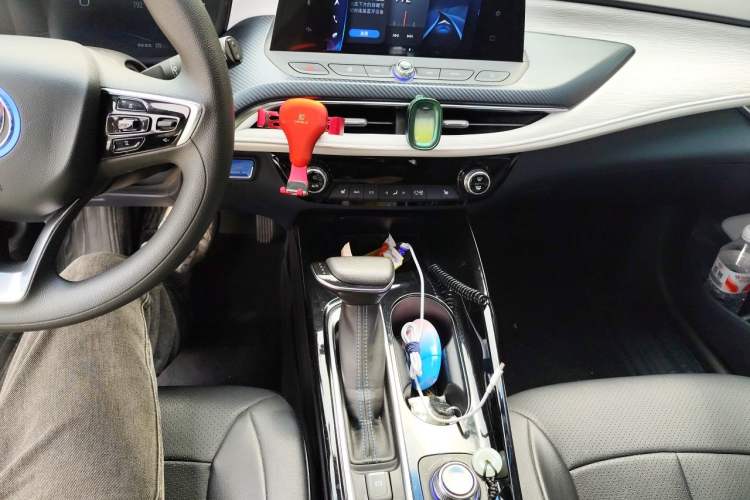 Used Buick Velite 6 2019 Connected & Smart Edition Audio And AC Panel